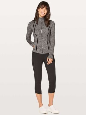 EUC- lululemon Define *Special Edition Jacket Wing Mesh Heathered Black Size 6